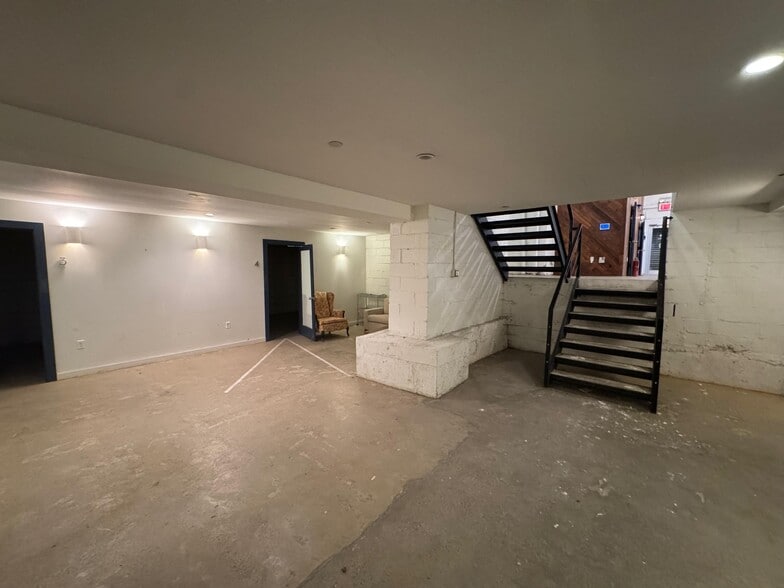 More Photos Of 346 Grand St, Brooklyn Apartments For Lease