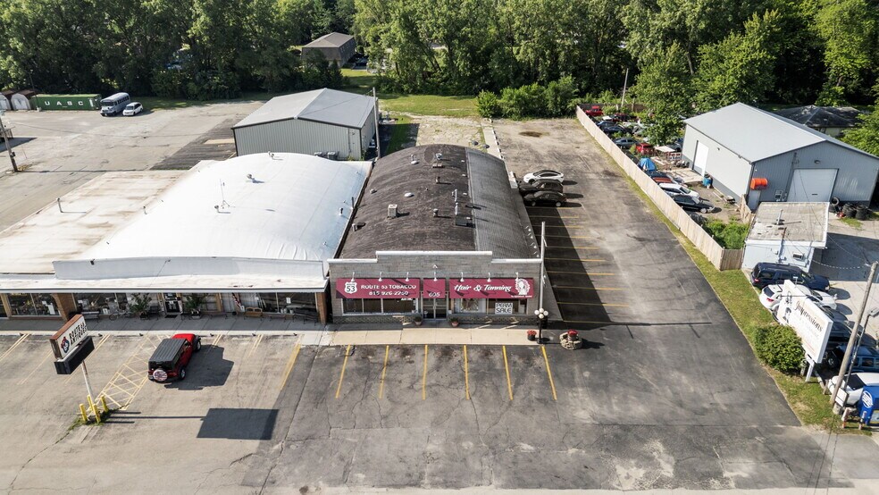 More Photos Of 605 W Baltimore St, Wilmington Storefront For Sale