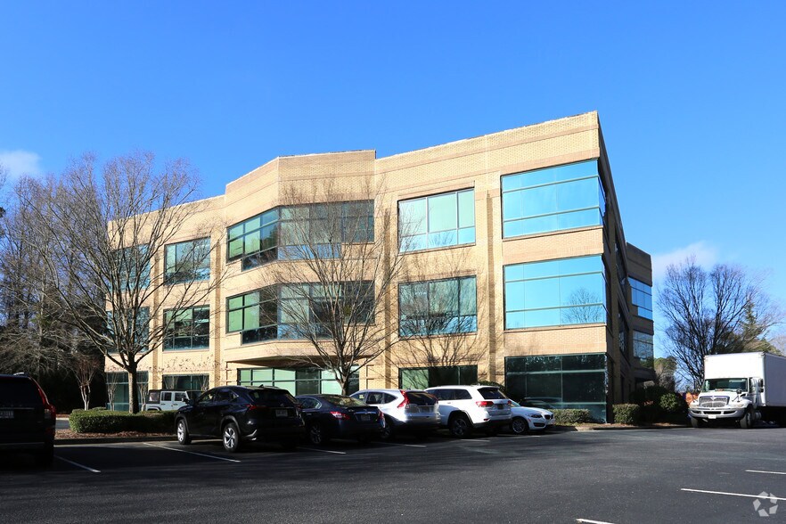 More Photos Of 300 Parkbrooke Pl, Woodstock Office For Sale