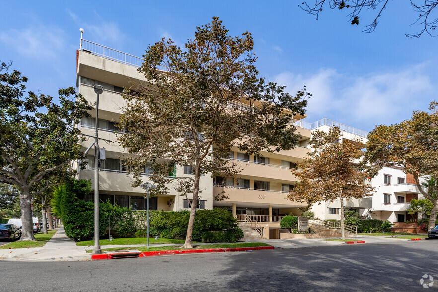 Primary Photo Of 303 N Swall Dr, Beverly Hills Apartments For Sale