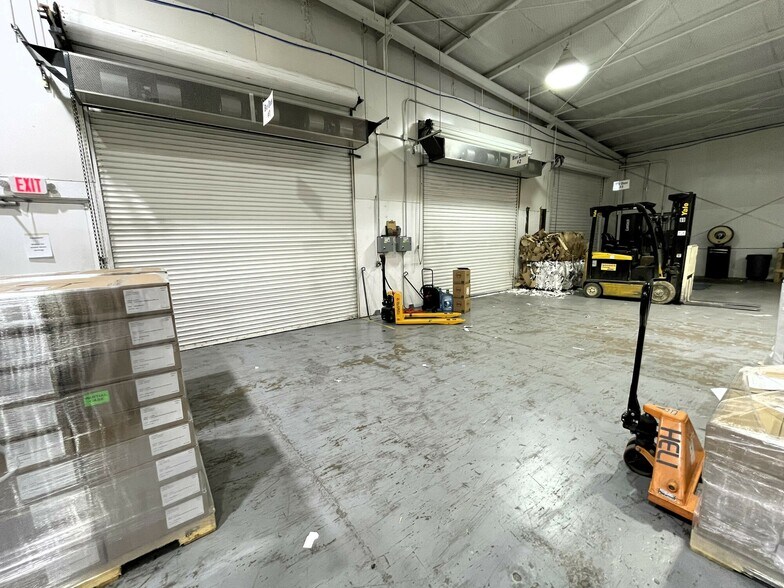 More Photos Of 4051 N Northeast Loop 323, Tyler Warehouse For Lease