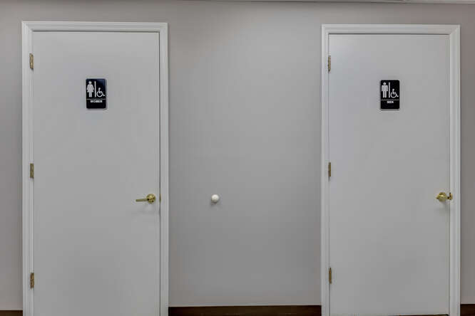 More Photos Of 2045 Corporate Dr S, Wilmington Warehouse For Lease