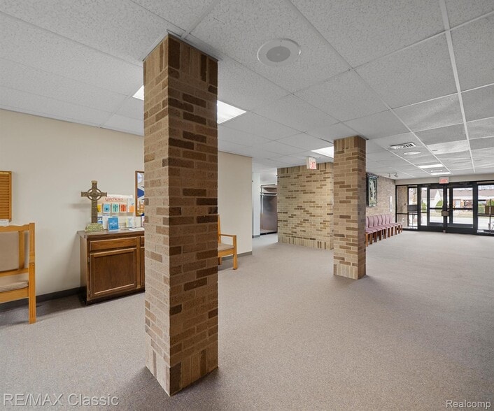 More Photos Of 26701 Joy Rd, Dearborn Heights Religious Facility For Sale
