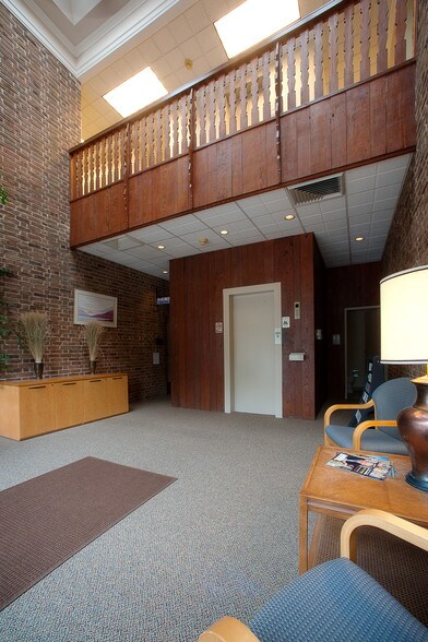 More Photos Of 6000 Babcock Blvd, Pittsburgh Office For Lease