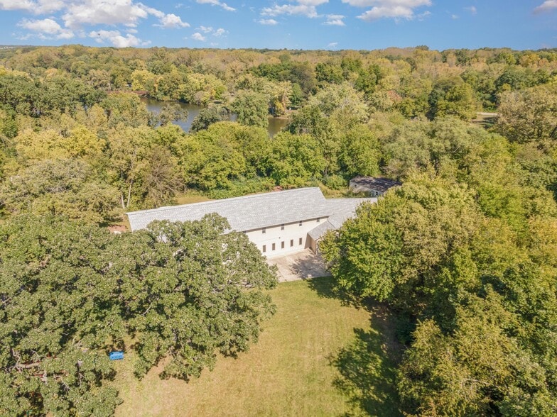 More Photos Of 1626 State Route 31, Oswego Specialty For Sale