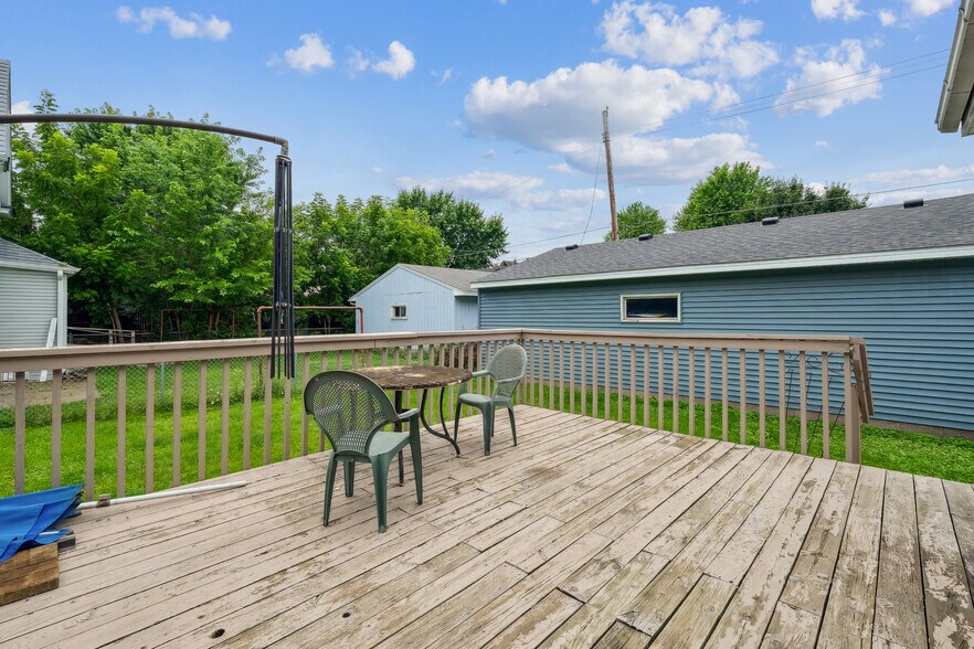 More Photos Of 1271 7th St W, Saint Paul Apartments For Sale