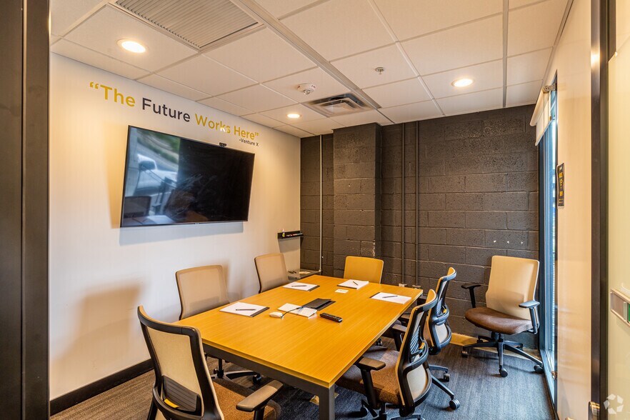 More Photos Of 1806 Summit Ave, Richmond Coworking Space