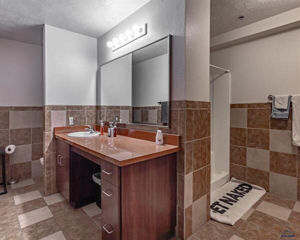 More Photos Of 1151 Industry Rd, Sturgis Manufacturing For Sale