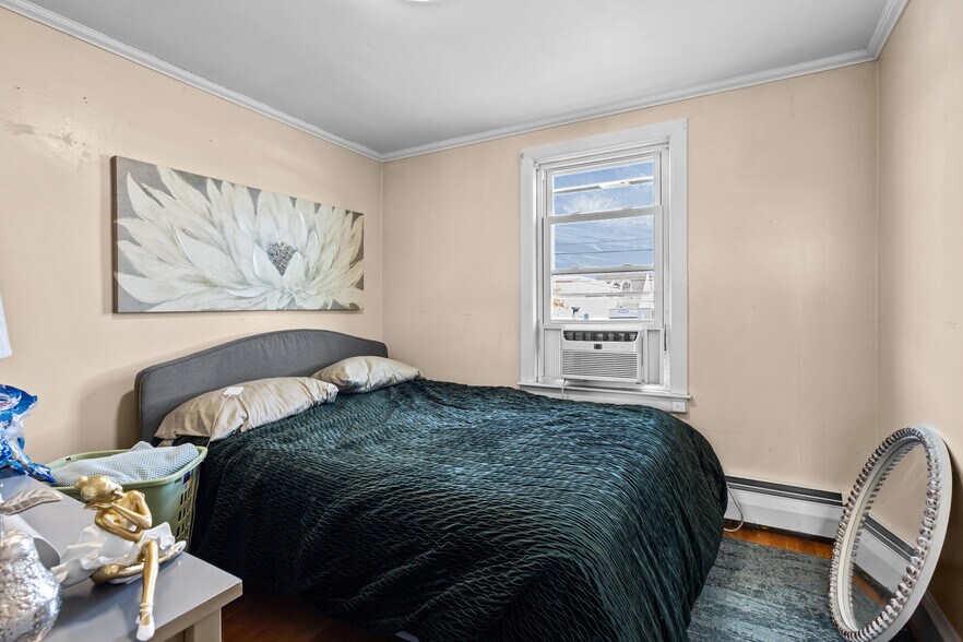 More Photos Of 1058 Charles St, North Providence Restaurant For Sale
