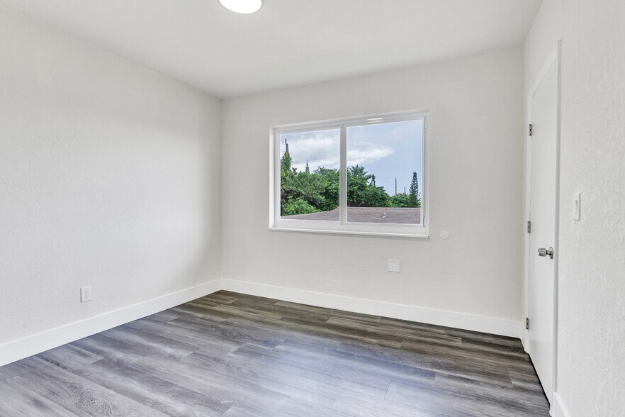 More Photos Of 1430 NW 2nd Ave, Florida City Apartments For Sale