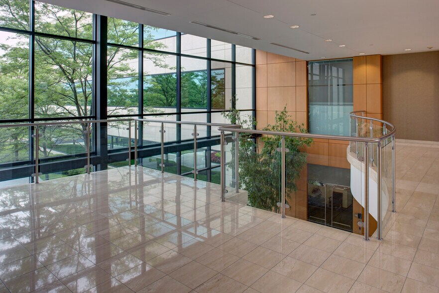 More Photos Of 8830 Stanford Blvd, Columbia Unknown For Lease