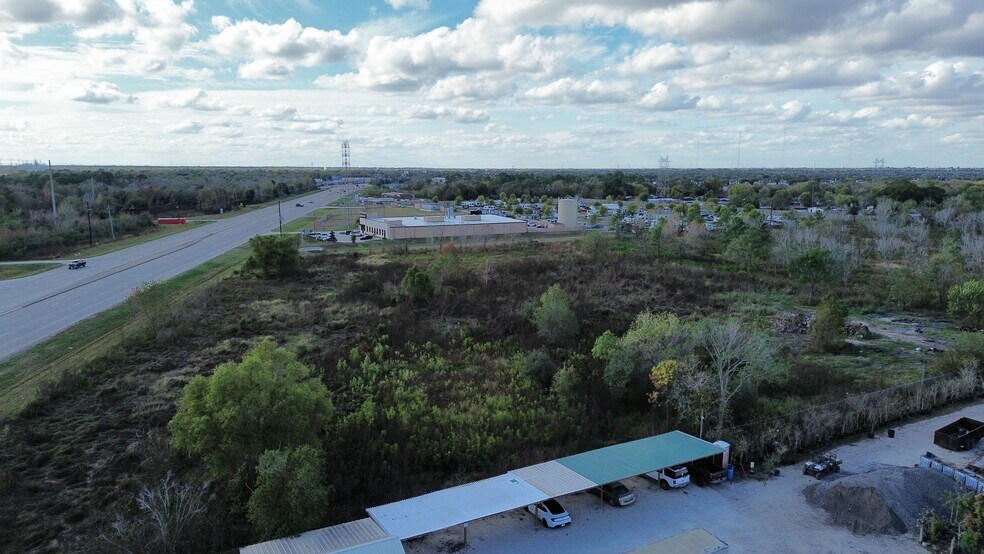 More Photos Of 0 Highway 6, Rosharon Land For Sale
