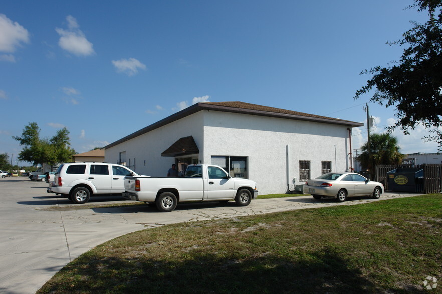 Primary Photo Of 1200 Bell Ave, Fort Pierce Warehouse For Lease