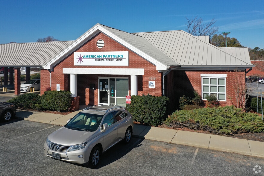 More Photos Of 4636 W Market St, Greensboro Bank For Sale