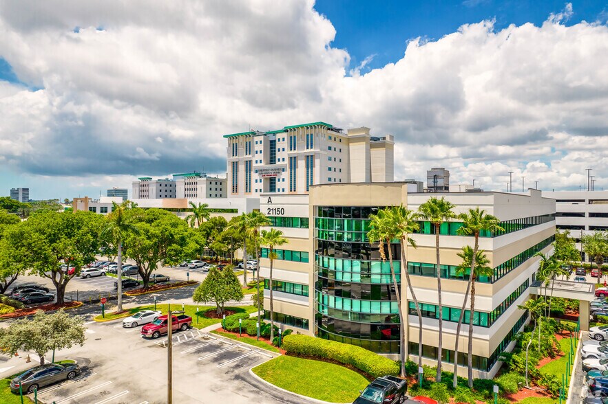 More Photos Of 21097 NE 27th Ct, Aventura Hospital For Lease