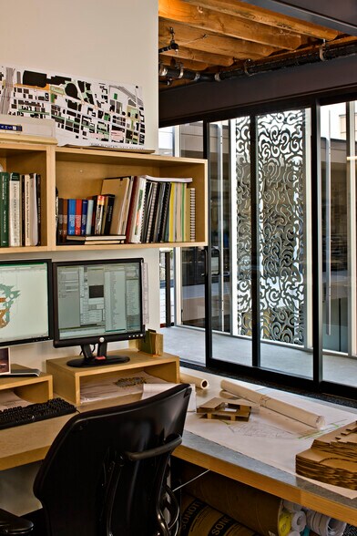 More Photos Of 639-641 N Larchmont Blvd, Los Angeles Loft Creative Space For Sale