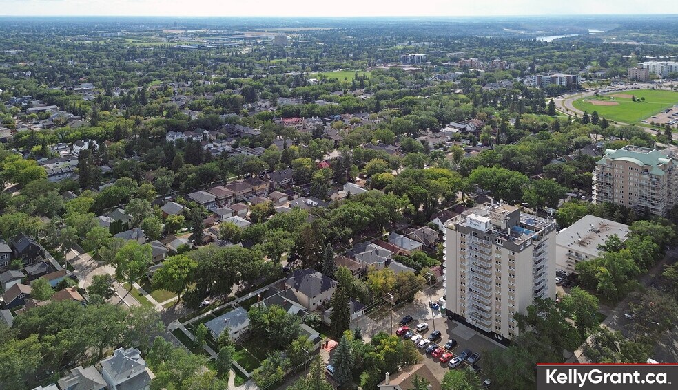 More Photos Of 10941 81 Av NW, Edmonton Dormitory For Sale