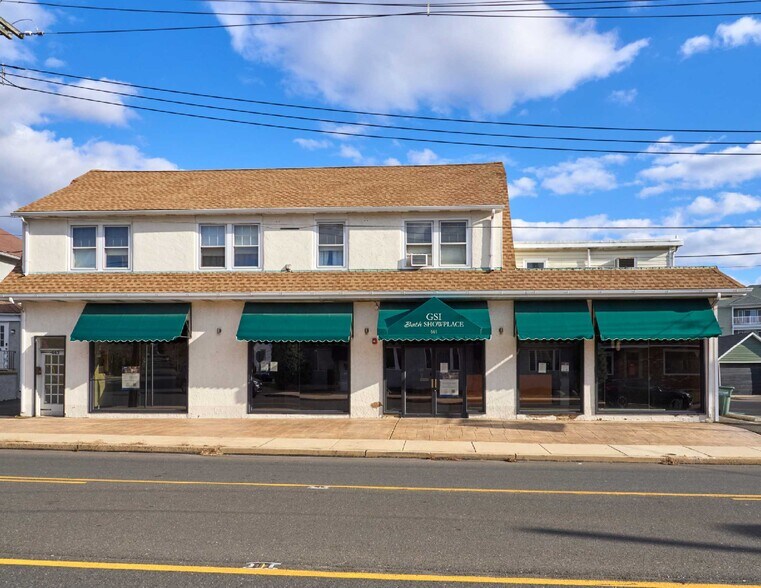 Primary Photo Of 661-663 2nd Street Pike, Southampton Storefront Retail Office For Sale