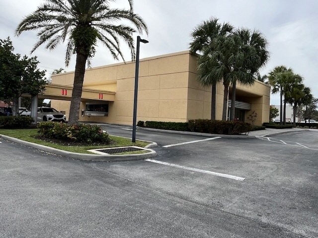 More Photos Of 3325 W Hillsboro Blvd, Deerfield Beach Bank For Lease