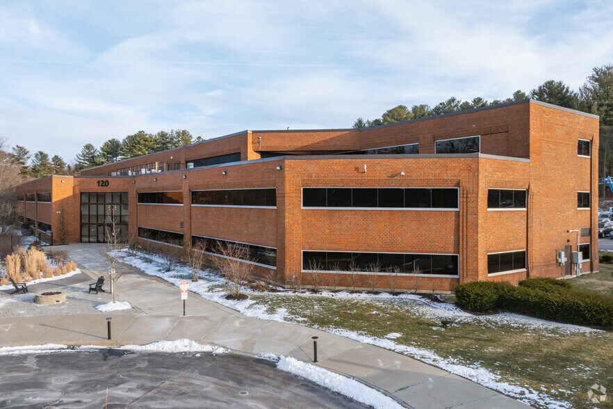 More Photos Of 120 Turnpike Rd, Southborough Office For Lease