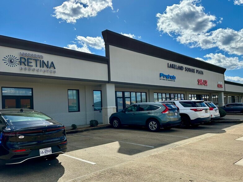 Primary Photo Of 1000 Lakeland Sq, Flowood Unknown For Lease