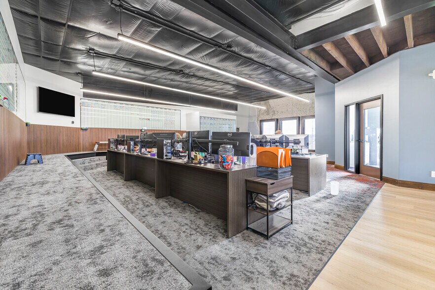 More Photos Of 3202 W 5000 S, Rexburg Office For Lease