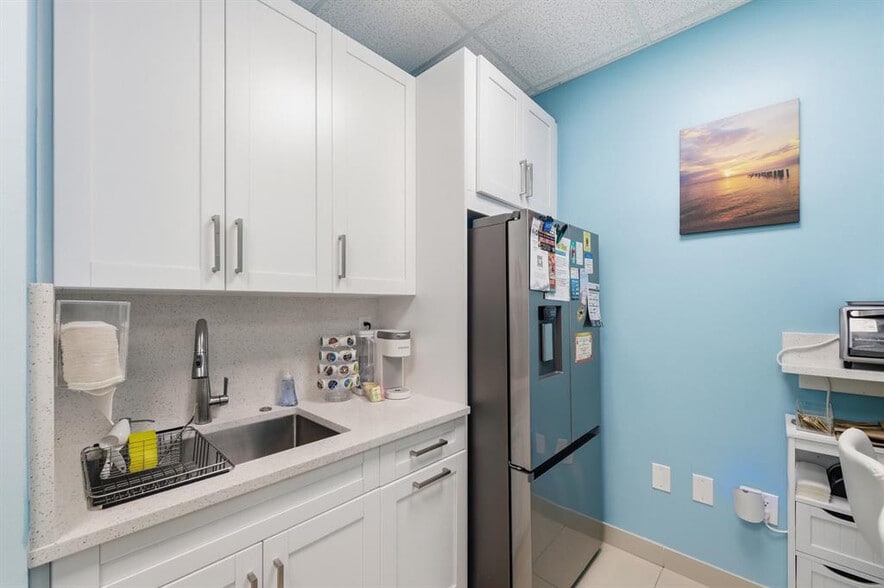 More Photos Of 7301 Wiles Rd, Coral Springs Medical For Sale