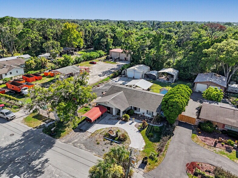 Primary Photo Of 7813 Leo Kidd Ave, Port Richey Flex For Sale