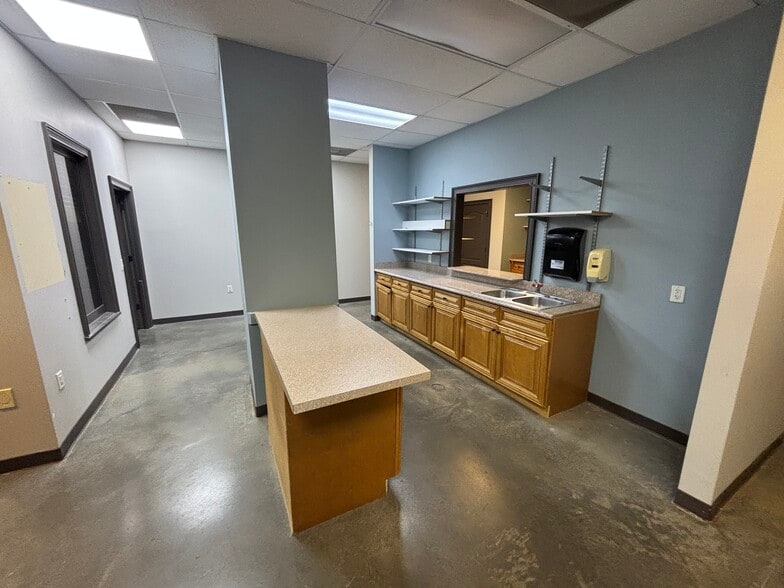More Photos Of 1675 Peachtree Pky, Cumming Unknown For Lease