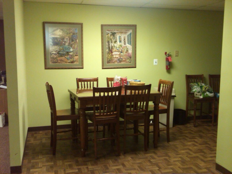 More Photos Of 630 Parkway Dr S, Broomall Office For Sale
