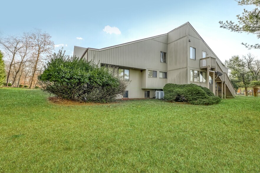 More Photos Of 8 Medical Park Dr, Pomona Medical For Sale