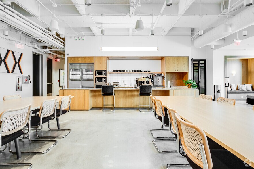 More Photos Of 3300 N Interstate 35, Austin Coworking Space