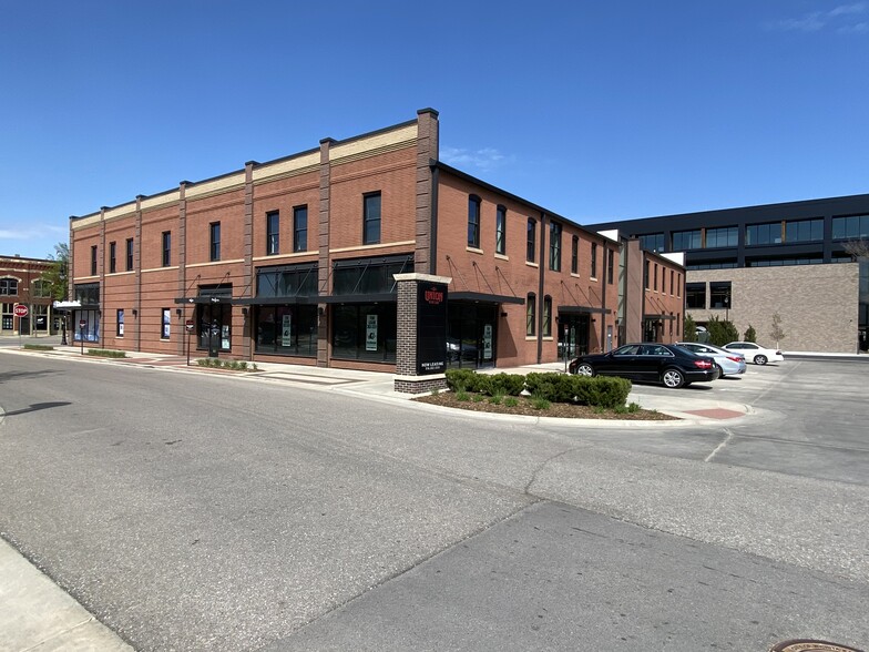 Primary Photo Of 801 E Douglas Ave, Wichita Office For Lease