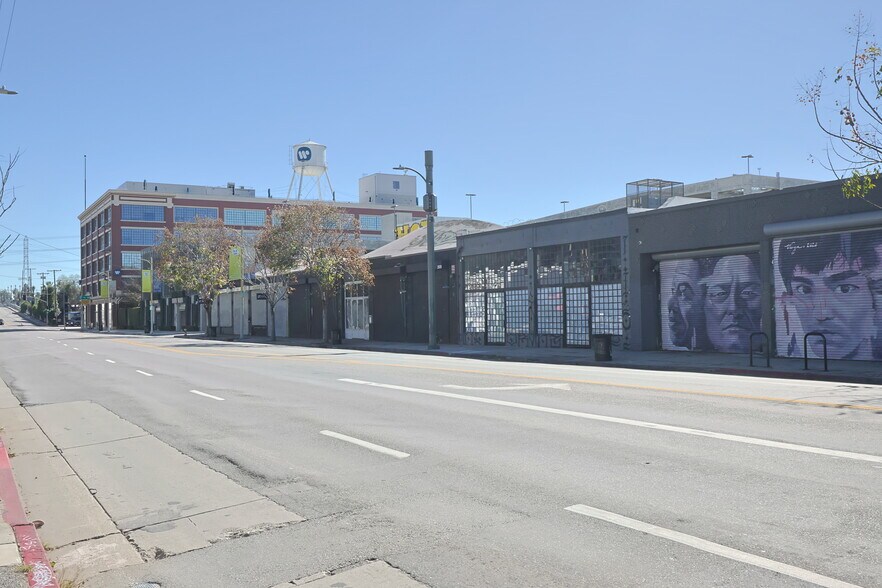 More Photos Of 2014-2022 E 7th St, Los Angeles Office For Lease