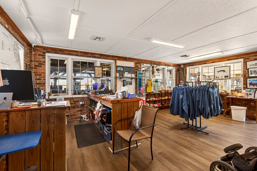 More Photos Of 3308 Mary Walker Dr, Gautier Marina For Sale