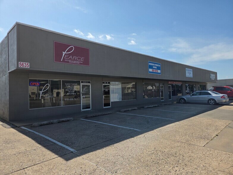 More Photos Of 9714-9748 E 55th Pl, Tulsa Light Manufacturing For Lease