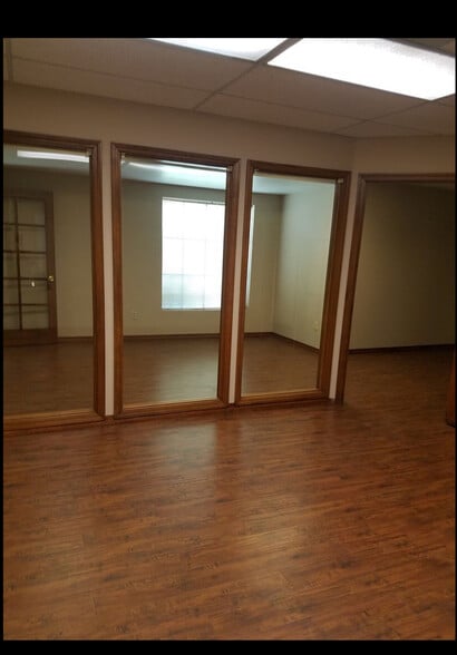 More Photos Of 8035 Madison Ave, Citrus Heights Office For Sale