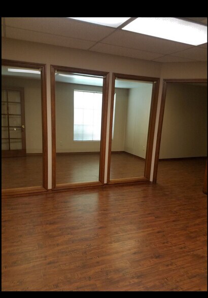 More Photos Of 8035 Madison Ave, Citrus Heights Office For Lease