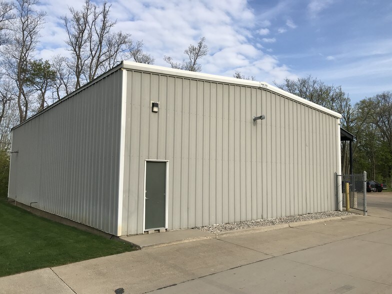 More Photos Of 395 100th St SW, Byron Center Distribution For Lease
