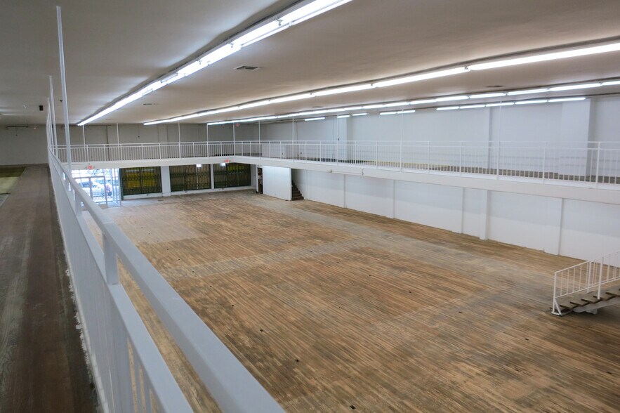 More Photos Of 2700 N Broadway, Los Angeles Freestanding For Sale