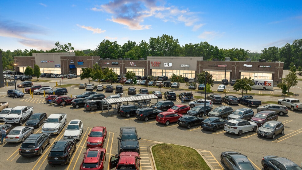 More Photos Of 7067 S Westnedge Ave, Portage Freestanding For Sale