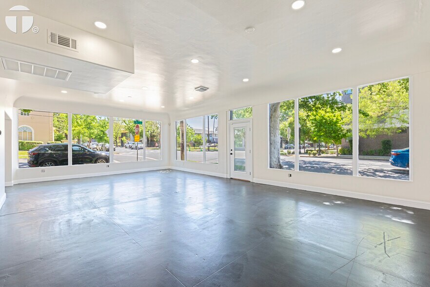 More Photos Of 1931 P St, Sacramento Storefront Retail Residential For Sale