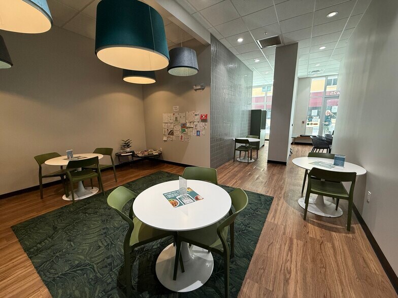 More Photos Of 1415 2nd St, Sarasota Apartments For Lease