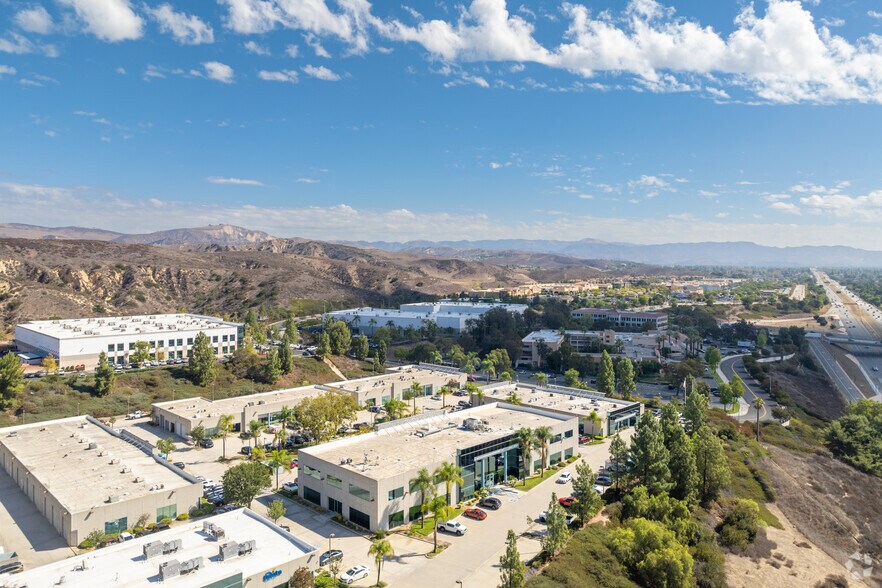 More Photos Of 980 Enchanted Way, Simi Valley Office For Lease