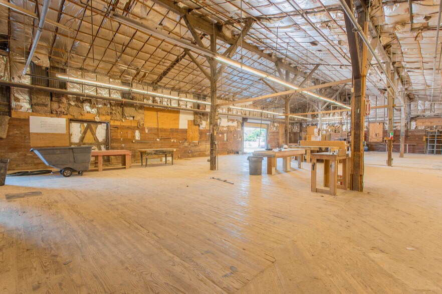 More Photos Of 205 Van Buren St, Nashville Loft Creative Space For Lease