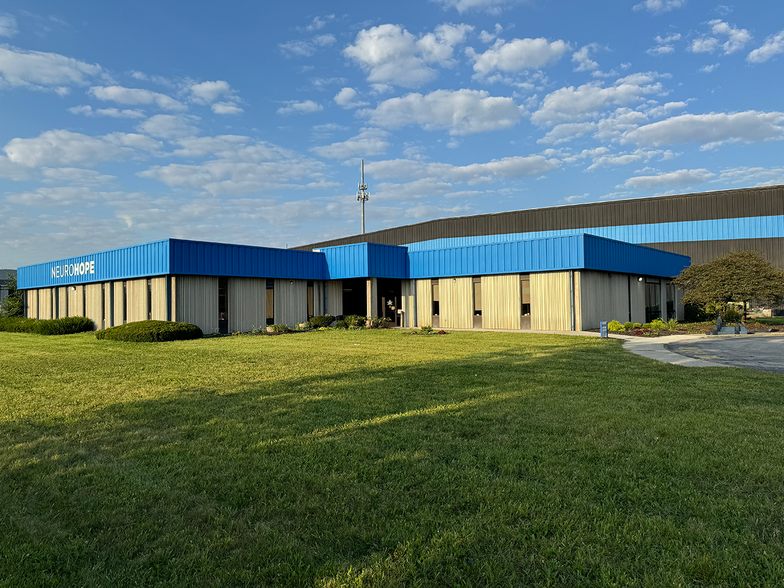 Primary Photo Of 6002 Sunnyside Rd, Indianapolis Warehouse For Lease