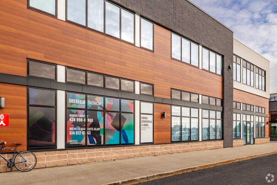 More Photos Of 1235 Rue Douglas, Saint-jean-sur-richelieu Office For Lease