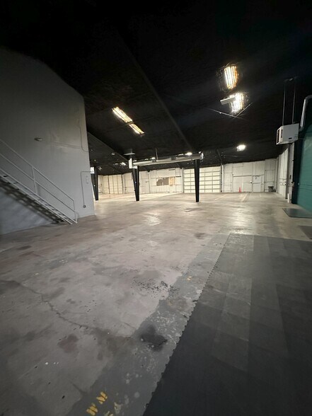 More Photos Of 1501 Magoffin Ave, El Paso Flex For Lease