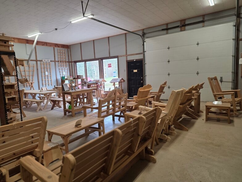 More Photos Of 7570 Seneca St, East Aurora Office For Sale