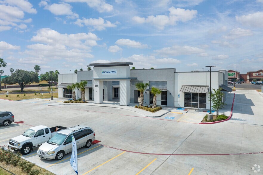 Primary Photo Of 1201 Expressway 83, McAllen Medical For Sale